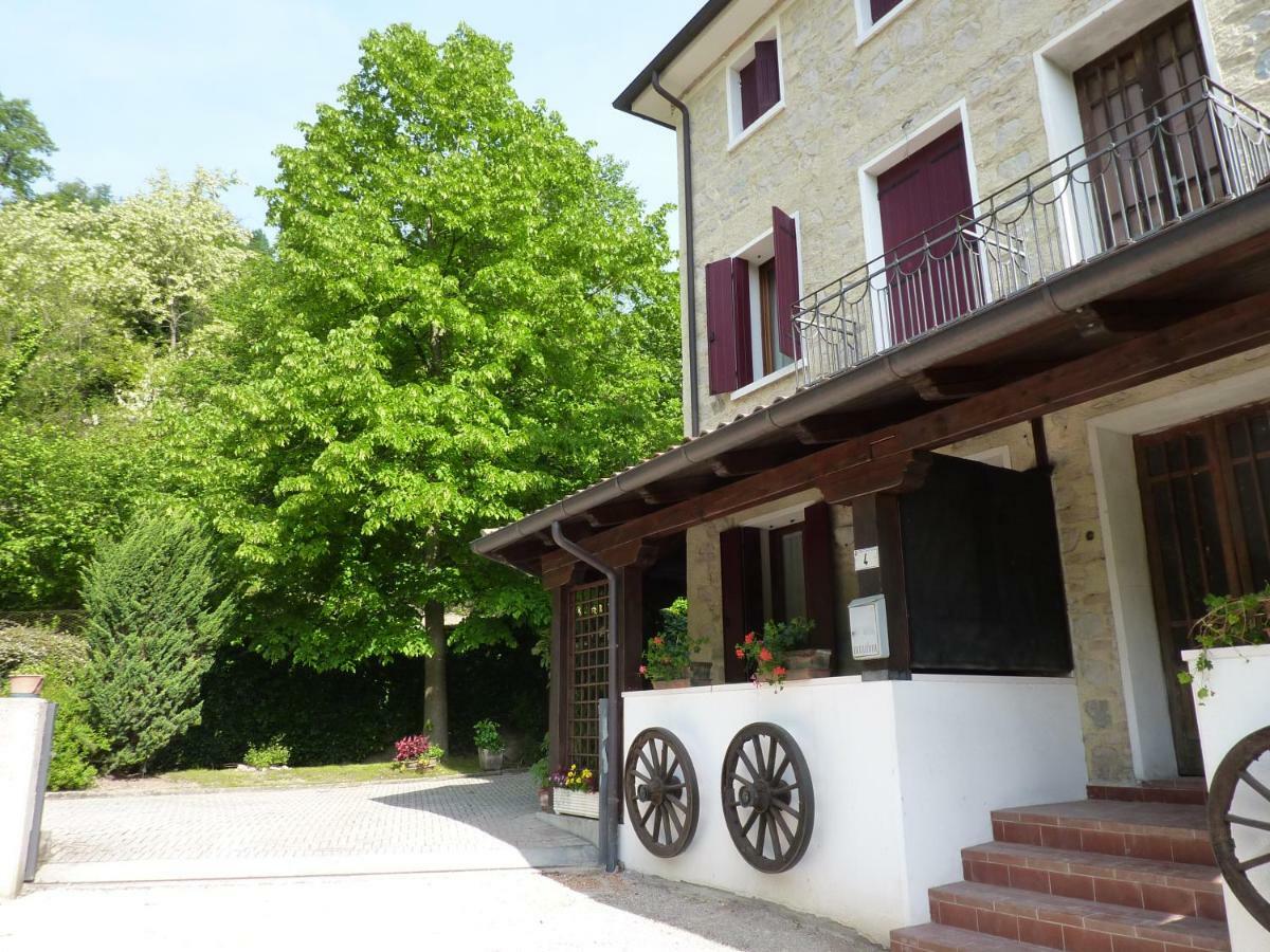 Ferienwohnung Agriturismo Da Muner San Zuanet Exterior foto